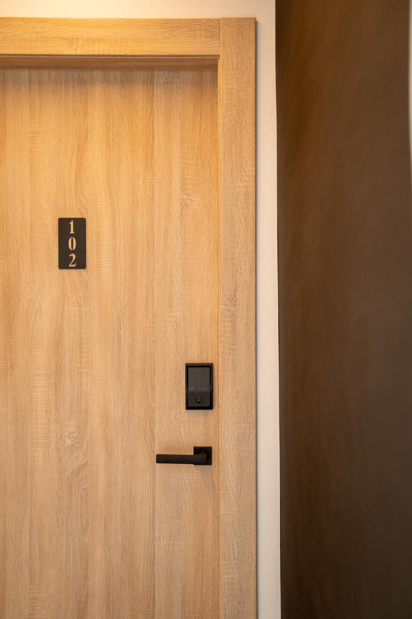 Incorsο - Smart Luxury Stay - Athens Airport - 24Hr Passcode Check In Markópoulon Exterior foto